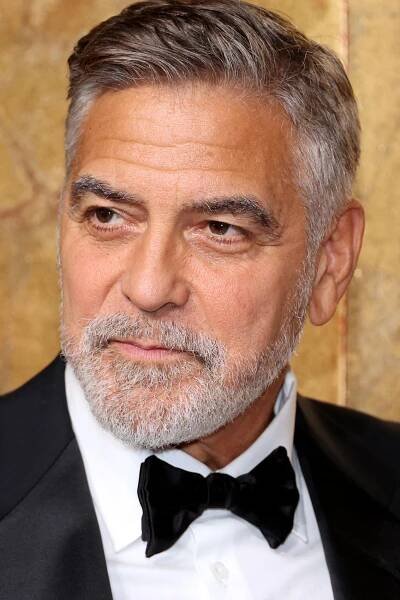 Brunette George Clooney Is Playing Tricks on My Brain—See the Photos