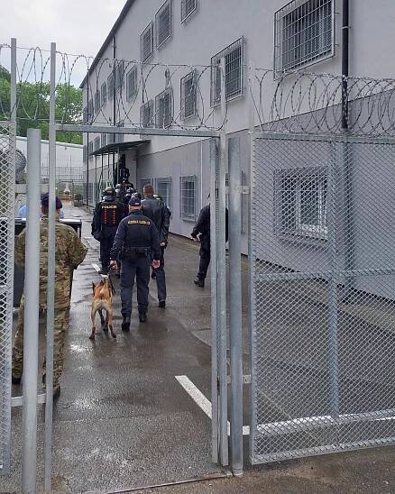 Ve Věznici Bělušice se konalo součinnostní cvičení s PJ ÚL Most a Teplice | Vězeňská služba České republiky