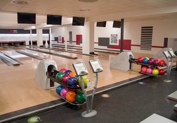 Bowling v BEST Sportcentru Olomouc - 6 moderních bowlingových drah