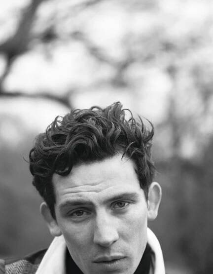 FANTASTIC MAN - Josh_o'connor_3_fm29