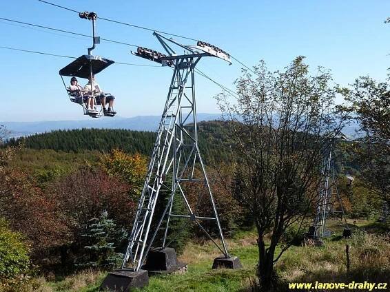 Sedačková lanovka Krupka - Komáří Vížka