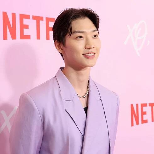 XO, Kitty Star Sang Heon Lee on Playing Min Ho, K-Dramas, and That Kitty Love Triangle