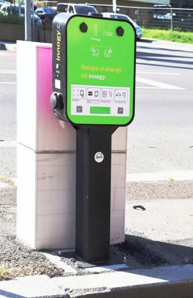 Dobíjecí stanice innogy foto 2