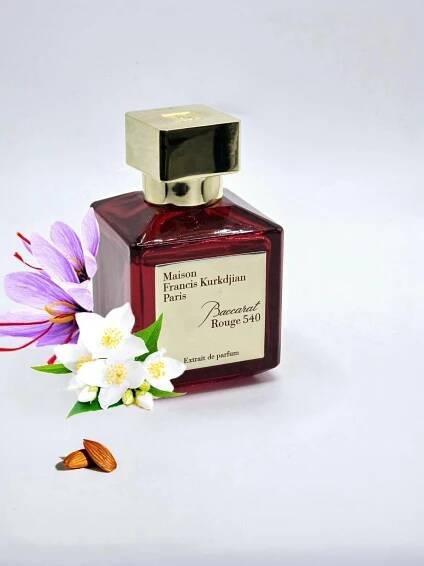 Baccarat Rouge 540 Extrait de Parfum Maison Francis Kurkdjian pro ženy a muže