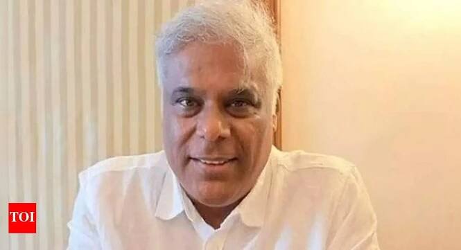 Ashish Vidyarthi opens up about stepping back from films; says he's waiting for lead roles: 'Main ek behetereen actor hoon'