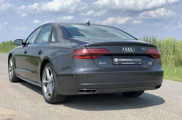 Audi A8 3.0 TDI 193 KW/QUATTRO/ Webasto/Kůže/Top výbava/2017 - Výběrová auta