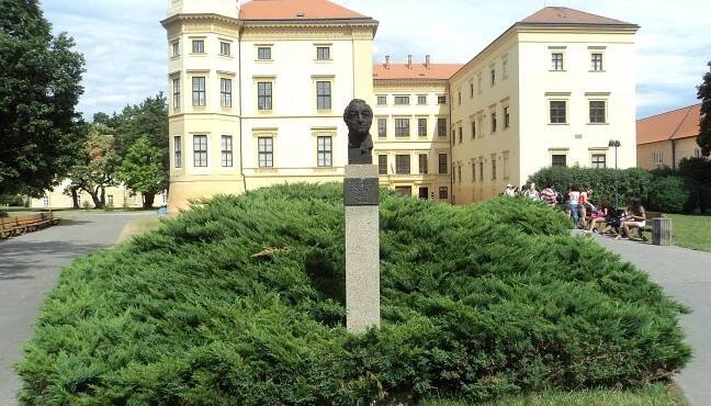 Zamek Straznice (2025) - All You Need to Know BEFORE You Go (with Reviews)