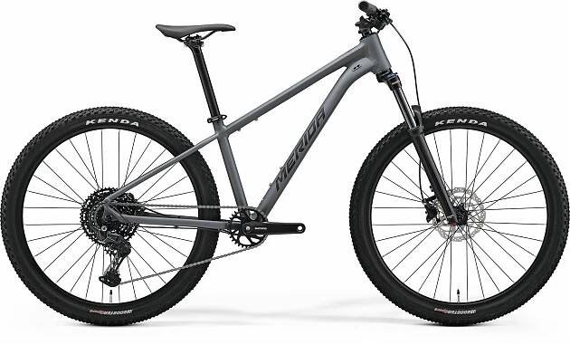 BIG.SEVEN 200 Silk Dark Grey(Black) | Elektrokola a kola Merida
