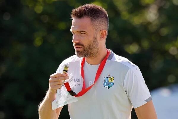 Will gegen Magdeburgs Reserve den dritten Saisonsieg einfahren: CFC-Trainer Benjamin Duda.