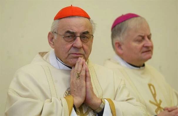 Kardinál Miroslav Vlk při mši.