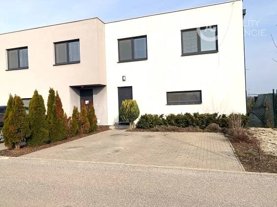 AG reality I PREDANÝ novostavba 5 izb RD -mezonet Novostavba Miloslavov | AG reality & finance, s. r. o.