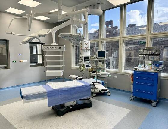 Porodnice U Apolináře, Klinika gynekologie, porodnictví a neonatologie 1. LF UK a VFN