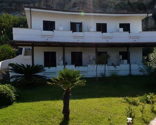 Ricadi / Hotel Borgo di Riaci **** | Kalábrie - Itálie 