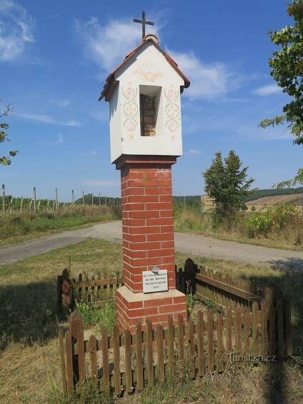 Kraví hora (Bořetice) - boží… - Boží muka | Turistika.cz