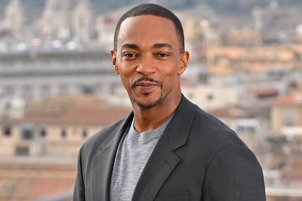 Anthony Mackie Says These Two Actors Send the ‘Smartest’ Memes and Texts in the ‘Lively’ Avengers Group Chat (Exclusive)