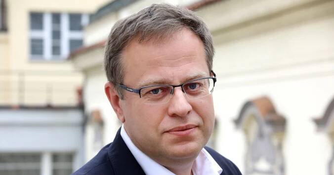 Moderátor Moravec povede centrum proti dezinformacím