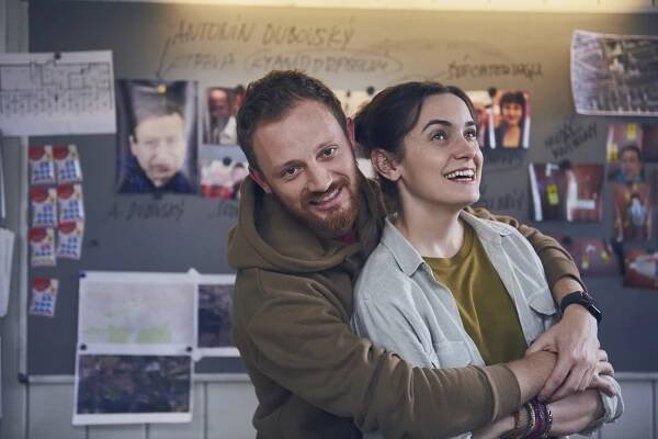 Profesor T. - Promo - Aleš Petráš, Sarah Haváčová