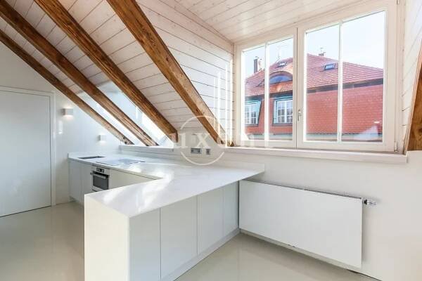Pronájem bytu 2+kk, 54 m2, Praha 5 - Smíchov