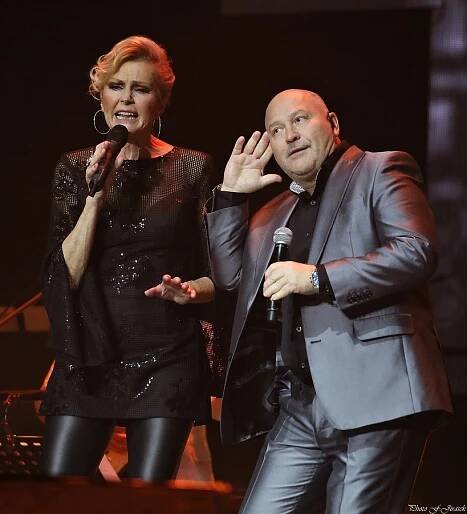OBRAZEM: Helena Vondráčková slavila v O2 Areně ve velkém stylu