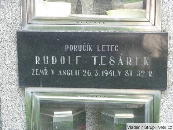 Urna Julián Stříbrný | Spolek pro vojenská pietní místa