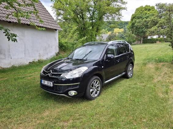 Prodám Citroen C-Crosser-zamluveno