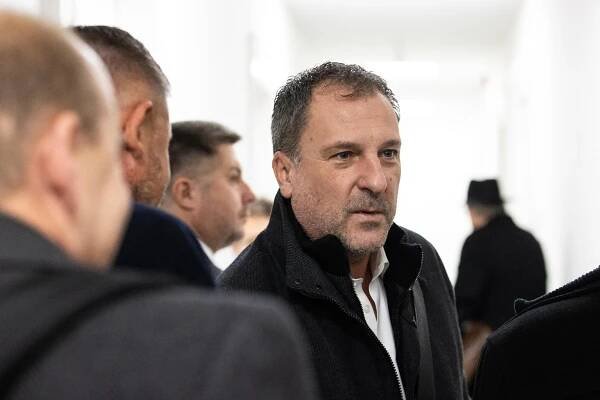 V kauze padlého developera začal soud, obžalovaný je i realitní magnát