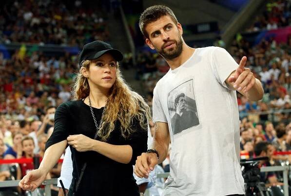 Vyměnil jsi Ferrari za Renault, utahuje si Shakira z Piquého. Z novinky je hit