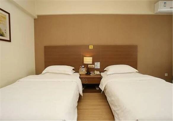 Hotel Ane Chain - E Ying Branch 2*
