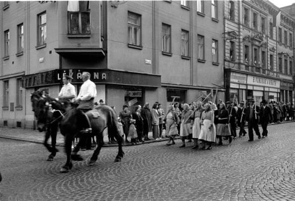 OBRAZEM: První máj 1948 v Táboře. Podívejte se