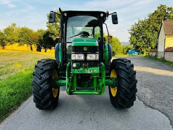 John deere 5720