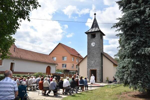 Římskokatolická farnost Dolní Loučky