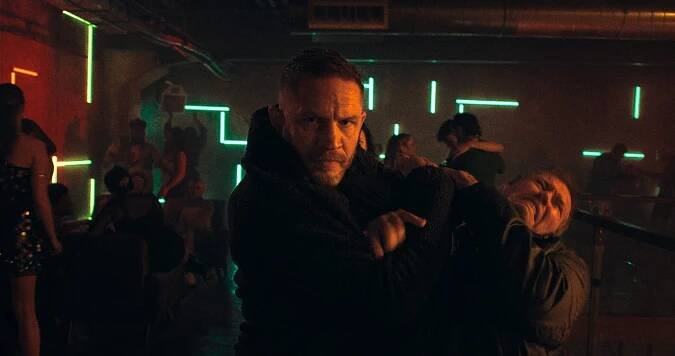 Tom Hardy, Gordon Alexander - Totální rozklad - Z filmu