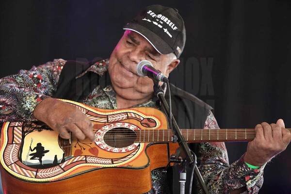 News – Roger Knox Music