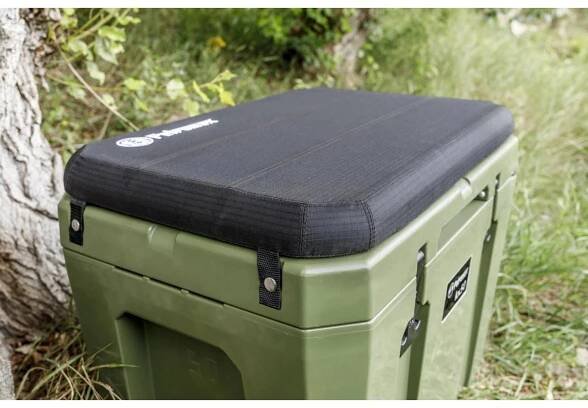 Petromax Sitzkissen für Passiv-Kühlbox 50 l Schwarz