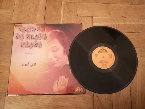 LP deska KAREL GOTT - VÁNOCE VE ZLATÉ PRAZE - Hudba