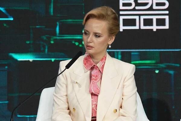 Putin jmenoval svou neteř náměstkyní na obraně. Její manžel je ministrem energetiky