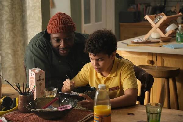 Raphael Sowole, Winston Sawyers - The Crow Girl - She Sees Herself from Above - Z filmu
