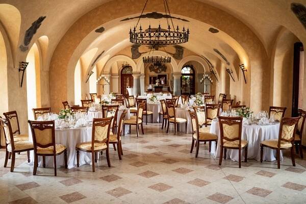 Erbovní sál – Zbiroh Wedding