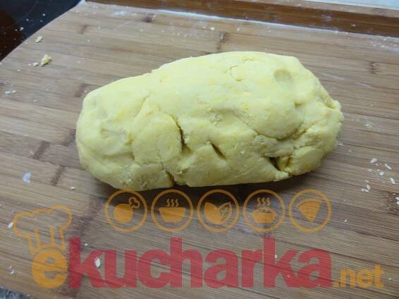 Slepovaná kuřátka z pudinkového těsta video recept | Videokuchařka.cz