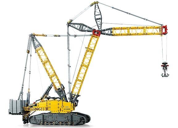 Nové LEGO Technic "monstrum" 42146 Pásový jeřáb Liebherr LR 13000 přijíždí! | Briky