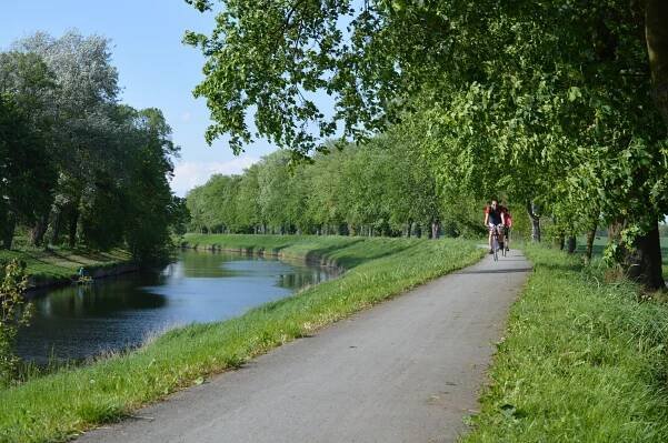 Cyklostezka z Hradce Králové do Kuksu - Cyklovýlety - Hradecko - Hradec Králové