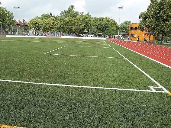 Žatec má moderní sportoviště, dnes tam otevřeli Mládí