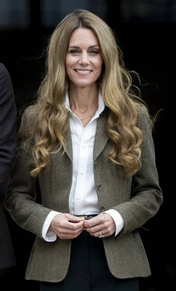 LONDON, ENGLAND - SEPTEMBER 4: Catherine, Princess of Wales during a visit to the newly renovated gardens at the Natural History Museum on September 4, 2025 in London, England. (Photo by Mark Cuthbert/UK Press via Getty Images)