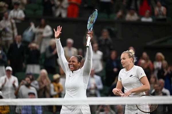 Wimbledon 2025: Siniaková v semifinále čtyřhry dnes živě v TV