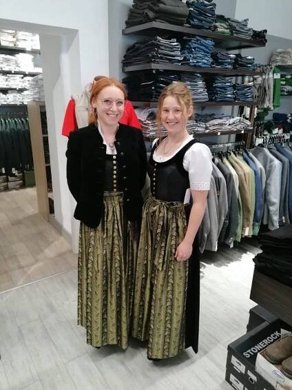 Marketenderinnen in Leoben 3