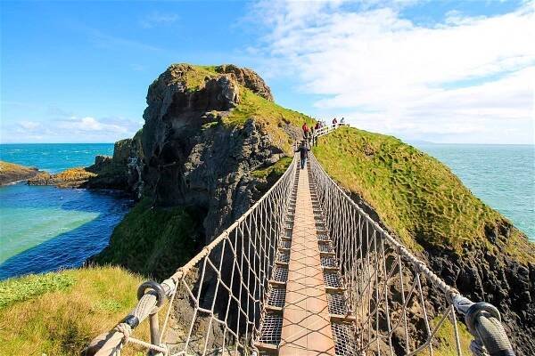 Chauffeur Me Tour Location - Carrick-a-Rede Rope Bridge