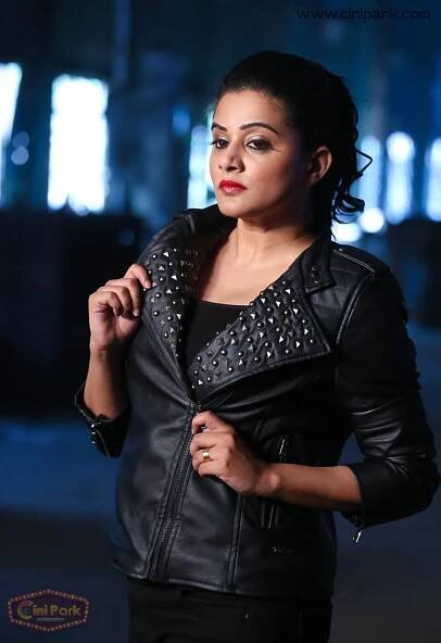 Priyamani 65