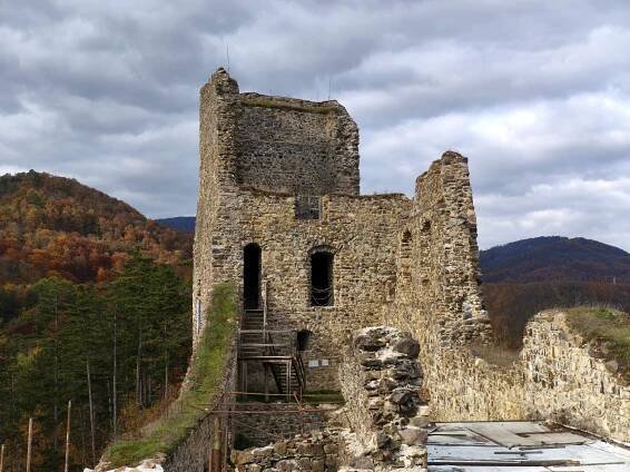Hrad Revište | Spoznaj Slovensko