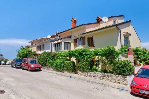 Ostrov Losinj, Chorvatsko - Ubytování v soukromí: apartmány, pokoje a domy k odpočinku.