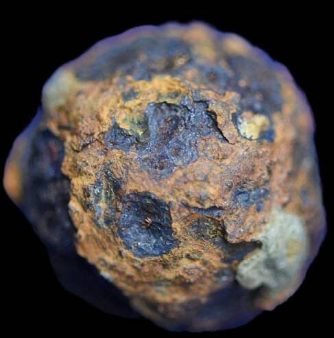 Micrometeorites may have helped create life billions of years ago